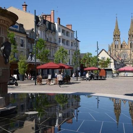 Joli Studio Avec Parking Prive Moulins  Exterior foto